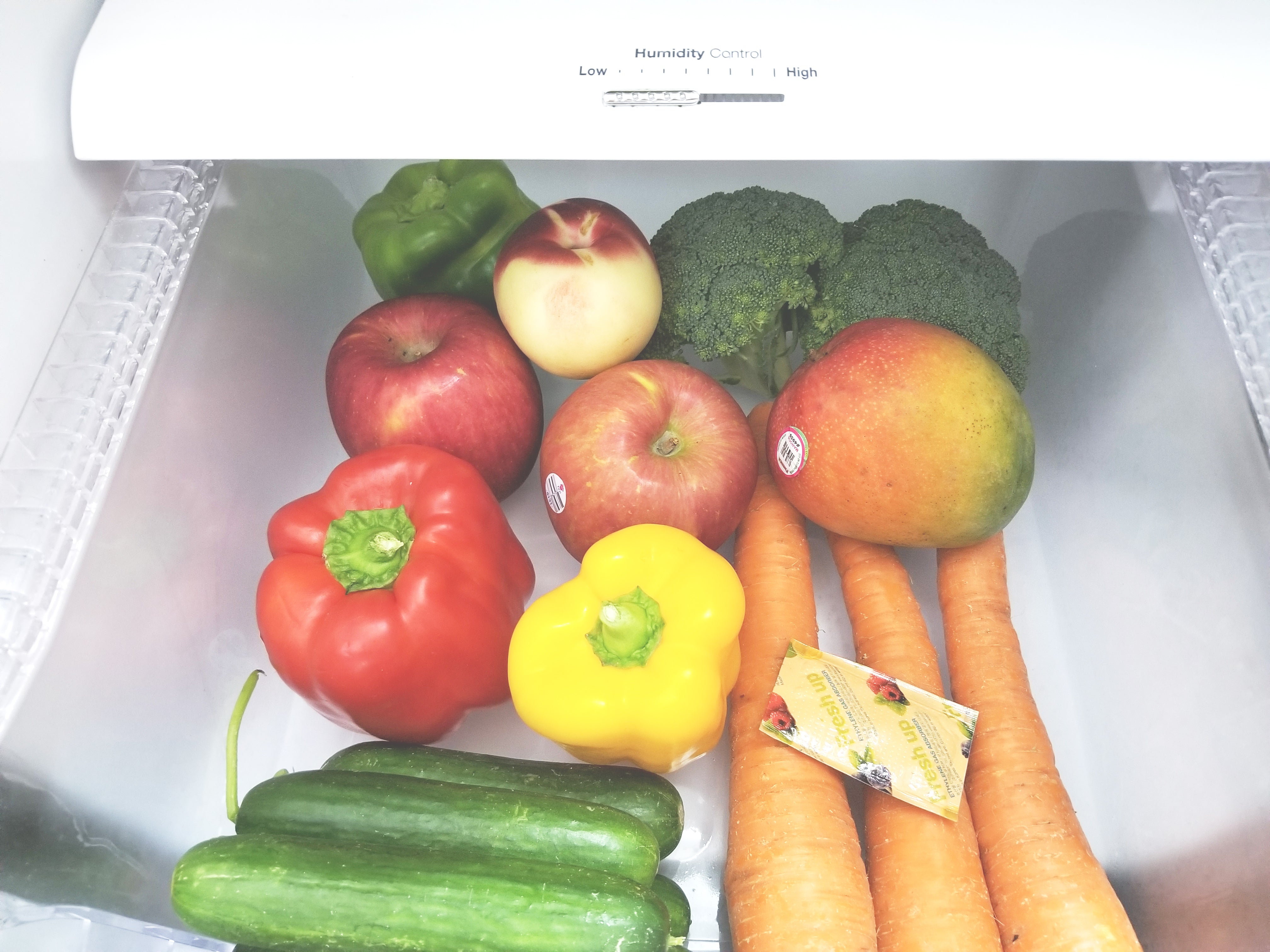 Fresh & Fresh 5 Gram (2100 Pack) Premium Ethylene Gas Absorber ??Easy to and Ready to use packets ??Extends Freshness of Fruits, Vegetables, and Flowers
